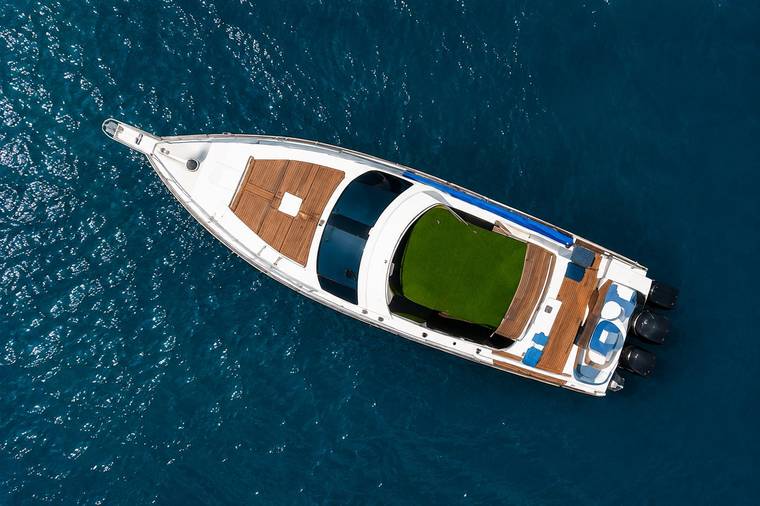 Komodo 8 Titik Sehari, Full Speedboat & Sunset — Lacoco